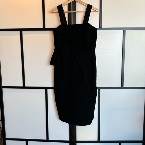 Proenza Schouler Dresses & Skirts - Proenza Schouler Made In Italy wool blend black dress. Size 6